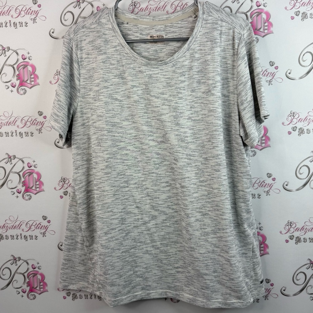 Mondetta T-shirt tee Light Gray Women's Short Sleeve Tee